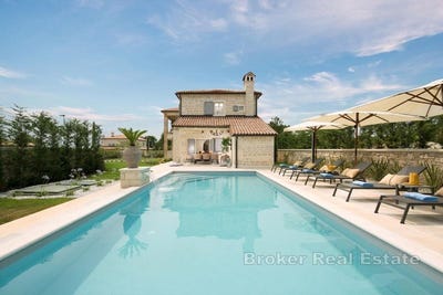 /international/hr/rovinj-istria-county-310107218472/