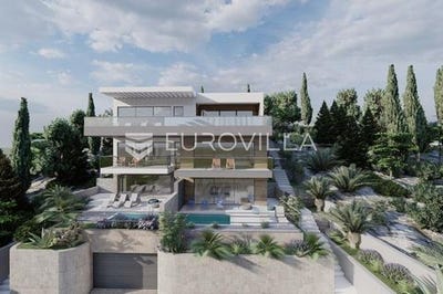 /international/hr/omis-split-dalmatia-county-310100461520/