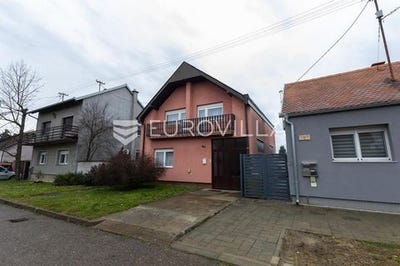 /international/hr/slavonski-brod-brod-posavina-county-310106138176/