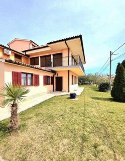 /international/hr/pula-istria-county-310107707997/