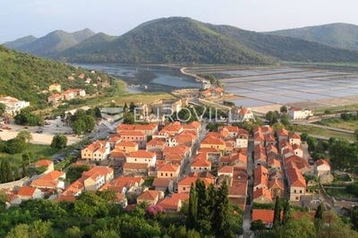/international/hr/ston-dubrovnik-neretva-county-120078710323/