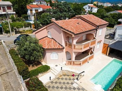 /international/hr/novi-vinodolski-primorje-gorski-kotar-county-310099919393/