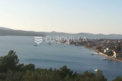 /international/hr/vodice-sibenska-ulica-120078711614/