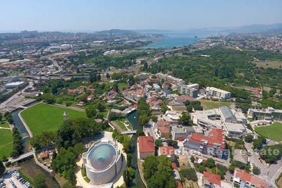 /international/hr/solin-split-dalmatia-county-310107219120/