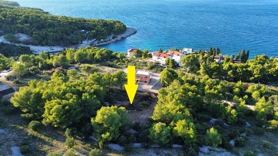 /international/hr/sutivan-split-dalmatia-county-310103488649/
