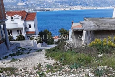 /international/hr/trogir-split-dalmatia-county-310103541805/