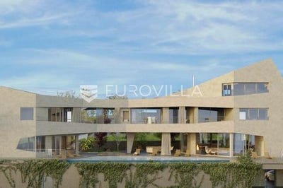 /international/hr/brac-split-dalmatia-county-310106288142/
