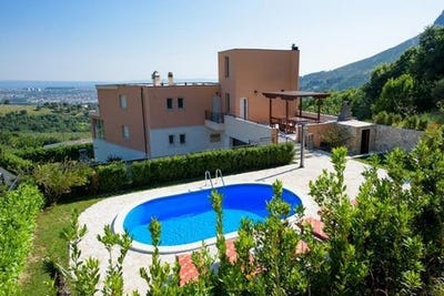 /international/hr/split-split-dalmatia-county-120090893840/