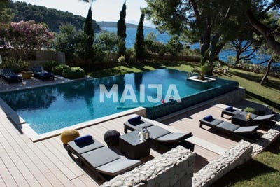 /international/hr/punta-split-split-dalmatia-county-310100697527/