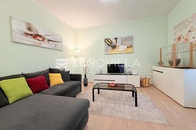 /international/hr/pula-istria-county-310108488471/