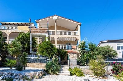 /international/hr/marina-split-dalmatia-county-310101949077/