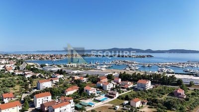 /international/hr/bibinje-zadar-county-120094750783/