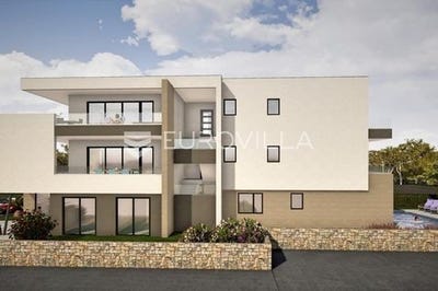 /international/hr/omis-split-dalmatia-county-310100114386/
