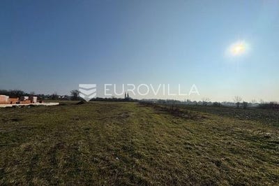 /international/hr/osijek-osijek-baranja-county-310100175108/