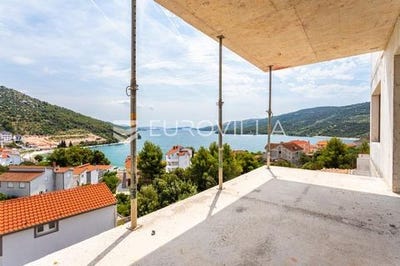 /international/hr/marina-split-dalmatia-county-310108762369/