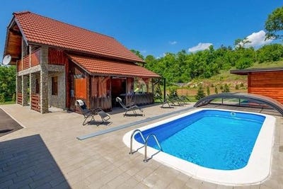 /international/hr/perusic-lika-senj-county-310107707721/