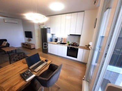 /international/hr/split-split-dalmatia-county-310101445836/