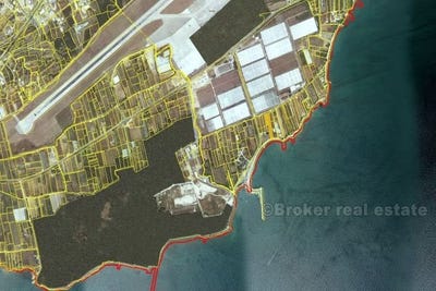 /international/hr/katel-tafili-split-dalmatia-county-310107218711/