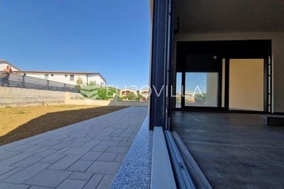 /international/hr/zadar-zadar-county-310108995680/?lang=de