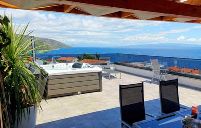 /international/hr/okrug-gornji-split-dalmatia-county-310108403507/
