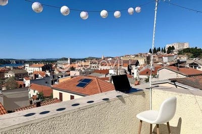 /international/hr/sibenik-sibenska-ulica-310105821853/