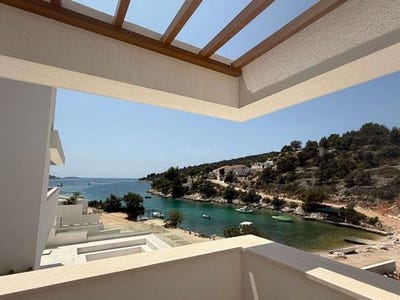 /international/hr/marina-split-dalmatia-county-310104799042/
