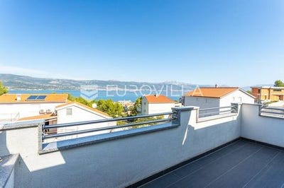 /international/hr/split-split-dalmatia-county-120087893823/