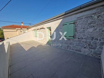/international/hr/preko-zadar-county-120098076732/