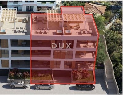 /international/hr/trogir-split-dalmatia-county-310107790713/