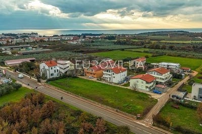 /international/hr/novigrad-istria-county-120094752162/