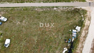 /international/hr/zemunik-donji-zadar-county-310107527097/
