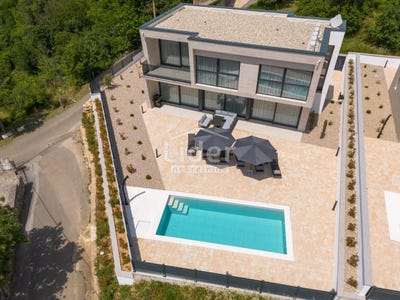/international/hr/vinodolska-opcina-primorje-gorski-kotar-county-310099421563/