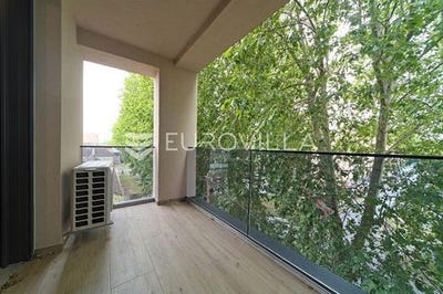 /international/hr/osijek-osijek-baranja-county-310108762111/