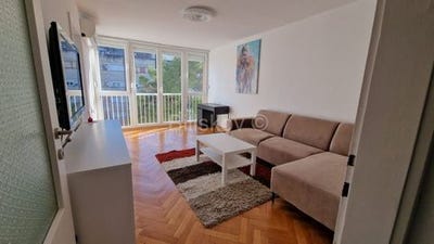 /international/hr/split-split-dalmatia-county-310107221209/