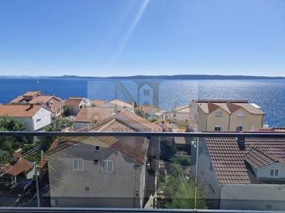 /international/hr/tepli-bok-23b-21220-okrug-gornji-croatia-okrug-gornji-split-dalmatia-county-310102510831/