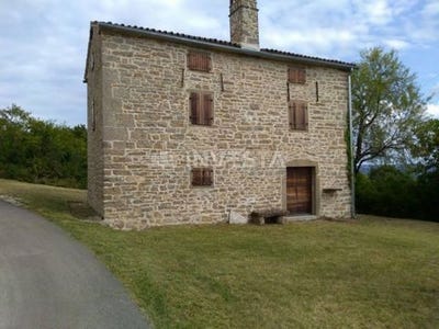 /international/hr/buje-istria-county-310107148523/