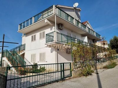 /international/hr/marina-split-dalmatia-county-310107067153/