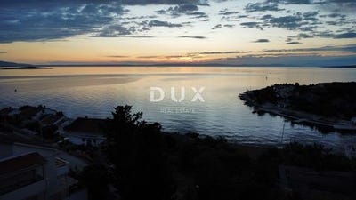 /international/hr/novalja-lika-senj-county-310108731380/