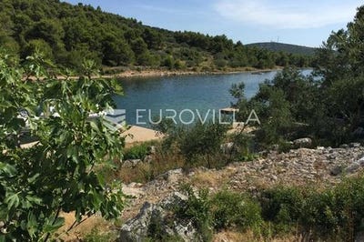 /international/hr/vodice-sibenska-ulica-120093510855/
