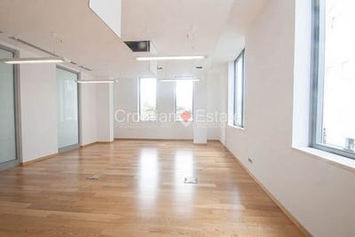 /international/hr/split-split-dalmatia-county-310102672951/