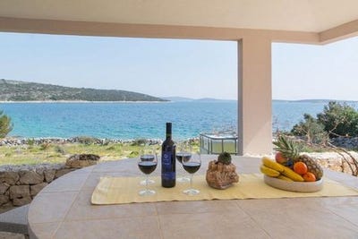 /international/hr/trogir-split-dalmatia-county-310102991463/