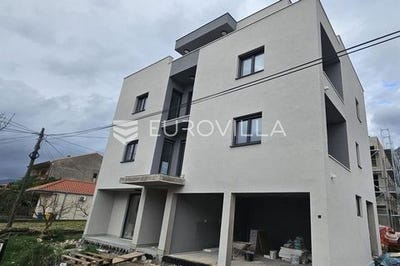 /international/hr/split-split-dalmatia-county-310102067055/