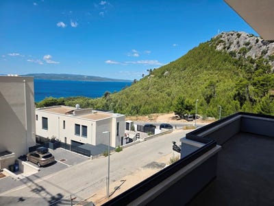 /international/hr/makarska-split-dalmatia-county-310103488212/