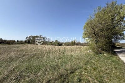 /international/hr/zminj-istria-county-310107374274/