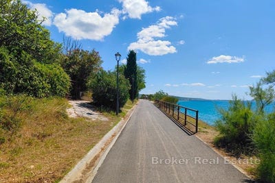 /international/hr/arbanasi-zadar-county-310107218736/