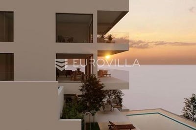 /international/hr/omis-split-dalmatia-county-310102125236/
