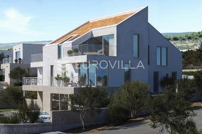 /international/hr/supetar-split-dalmatia-county-310104810815/