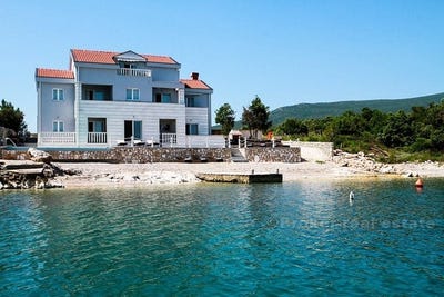 /international/hr/kuna-peljeka-dubrovnik-neretva-county-310107219391/