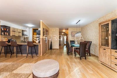 /international/hr/varazdin-varazdin-county-310103348137/