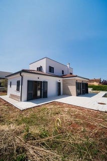 /international/hr/porec-istria-county-310109205470/